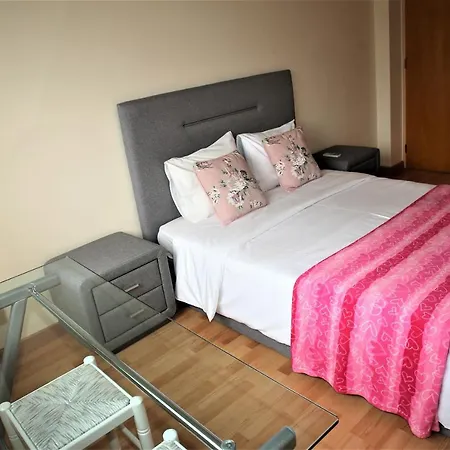 Supreme Areeiro Apartmán *